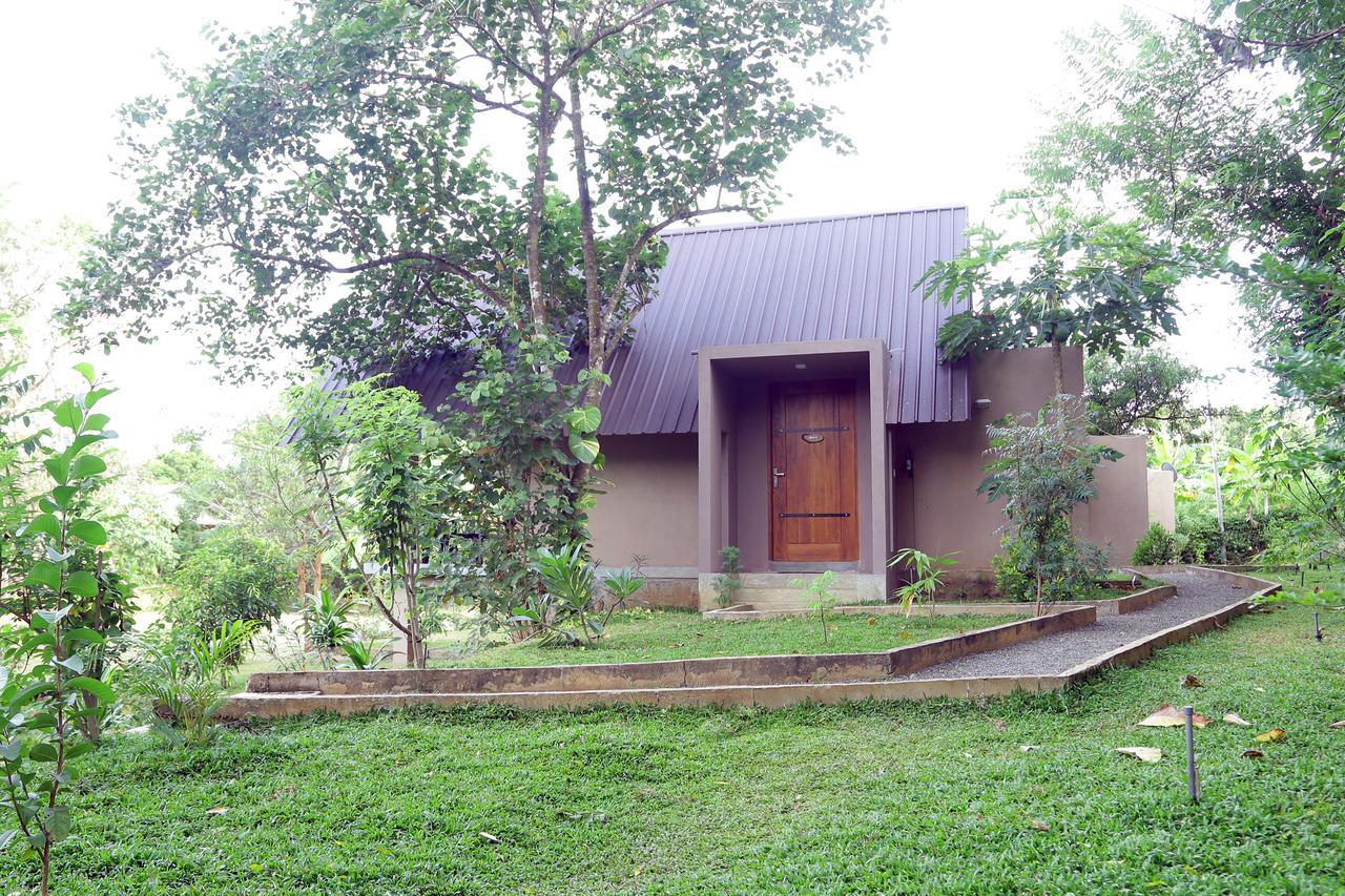 Hantara Udawalawa Hotel Udawalawe Exterior photo