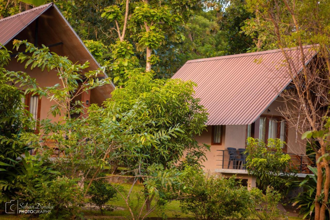 Hantara Udawalawa Hotel Udawalawe Exterior photo